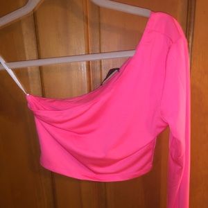 One shoulder crop top